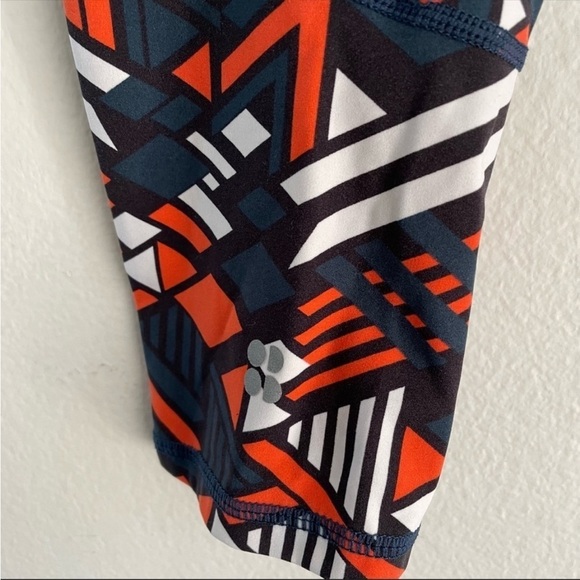 Sweaty Betty The Power pattern orange and teal 7/8 lux leggings - Picture 5 of 10